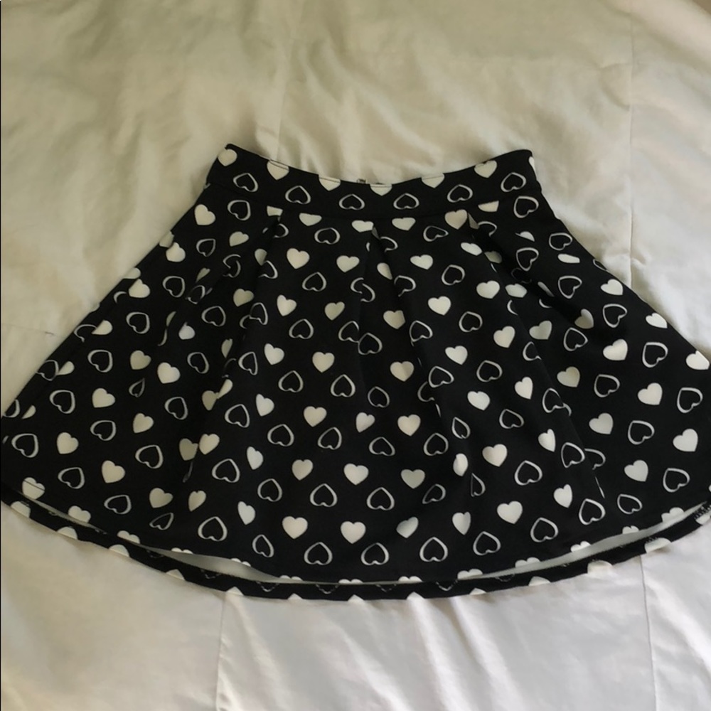 Black skirt.